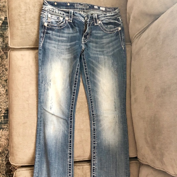 Jeans - Picture 2 of 2
